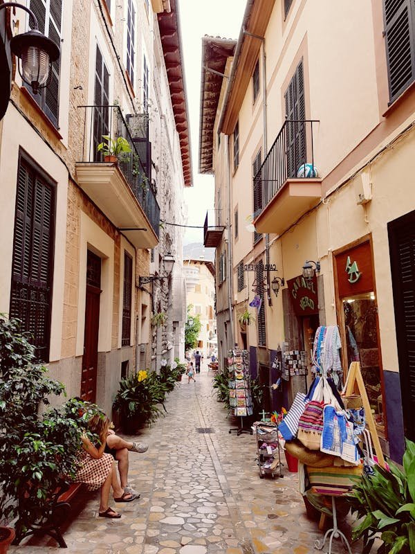 Où partir en février en Europe : top 10 des escapades ensoleillées